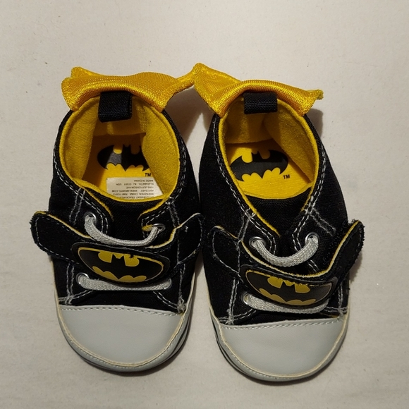 Batman cape infant shoes size S 17 - Picture 6 of 10
